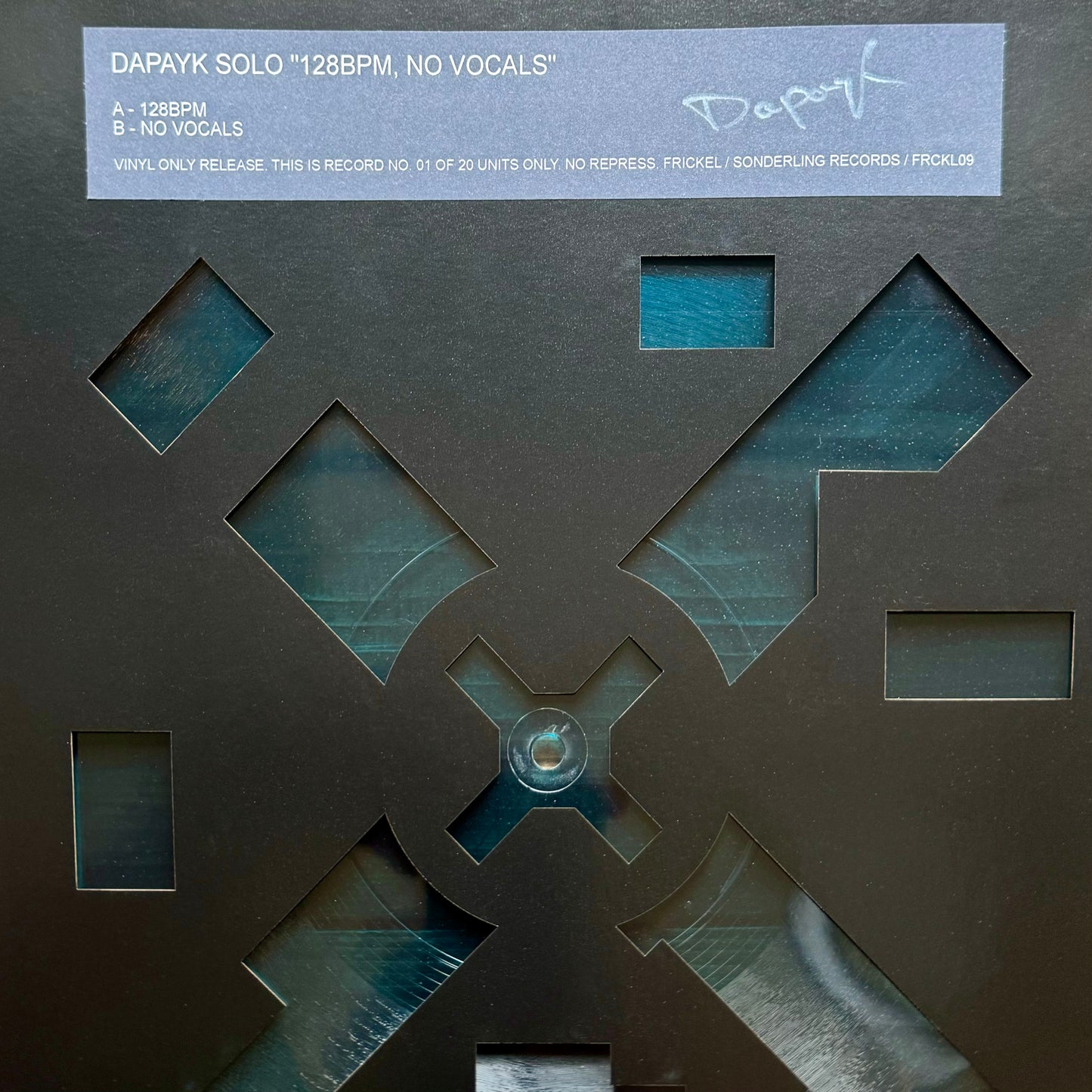 Dapayk Solo "128BPM, NO VOCALS" (FRCKL09), (Vinyl only!) 20 copies, no repress