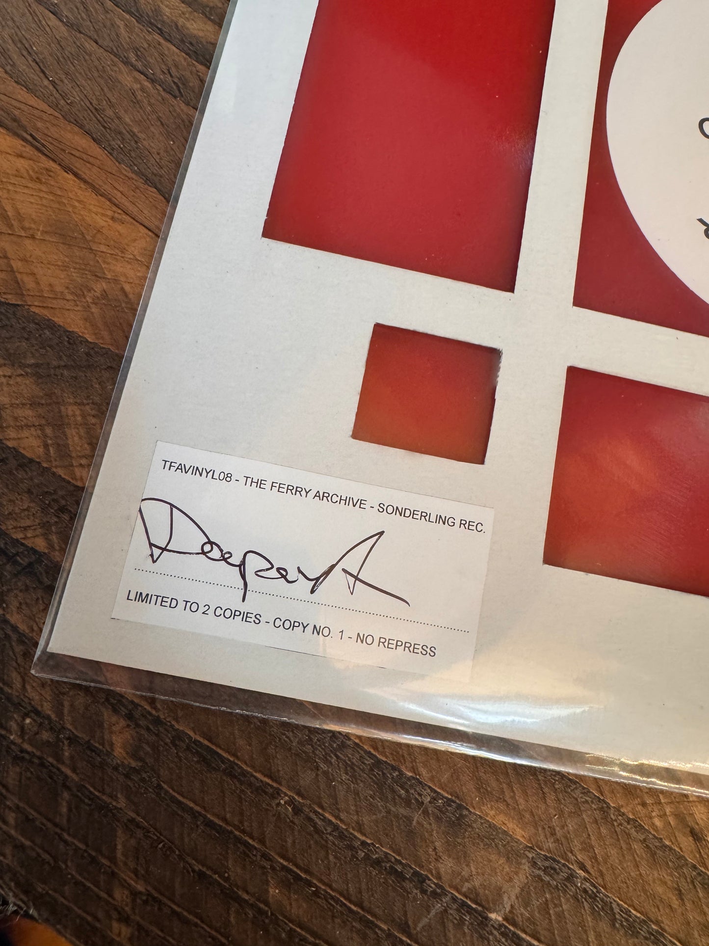 Dapayk Solo "Flood / Wanderer" (TFAvinyl08), red 10" vinyl, 2 copies only