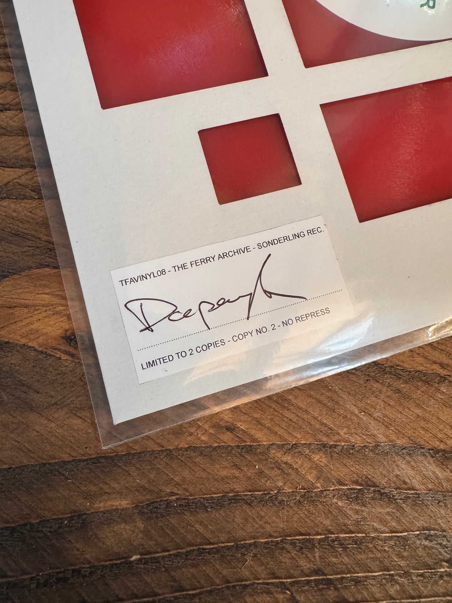 Dapayk Solo "Flood / Wanderer" (TFAvinyl08), red 10" vinyl, 2 copies only